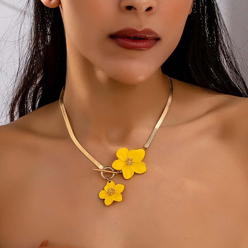 Golden Tone Double Floral Pendant Necklace